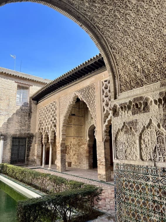 Patios interiores del Alcázar de Sevilla