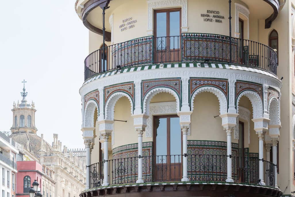 Descubre los bonitos barrios de Sevilla